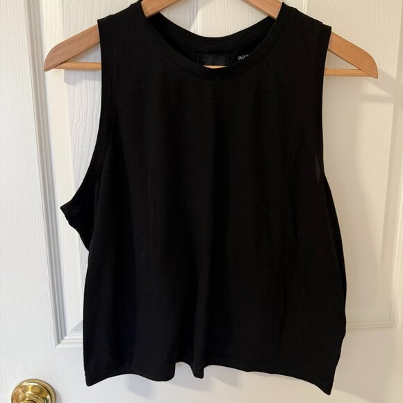 Classic Black Sleeveless Old Navy Active Tank in L - Picture 1 of 6